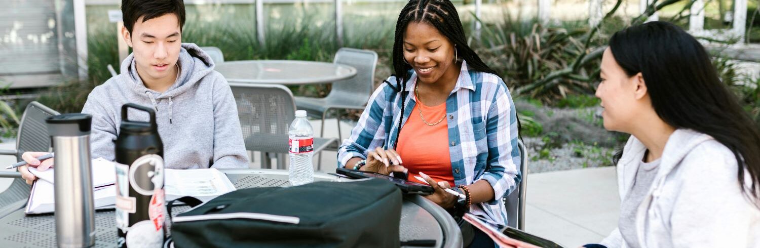 common scams and social engineering targeting college students